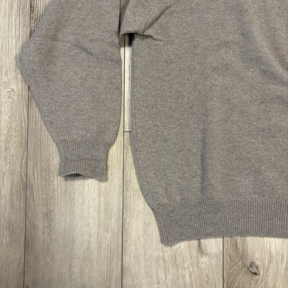 Lyle & Scott see photos
